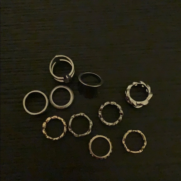 Set of 10 Rings - Picture 2 of 5